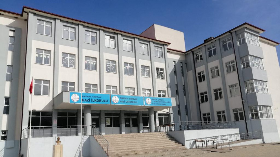 Mustafa Ayaksız İlkokulu GİRESUN ÇAMOLUK