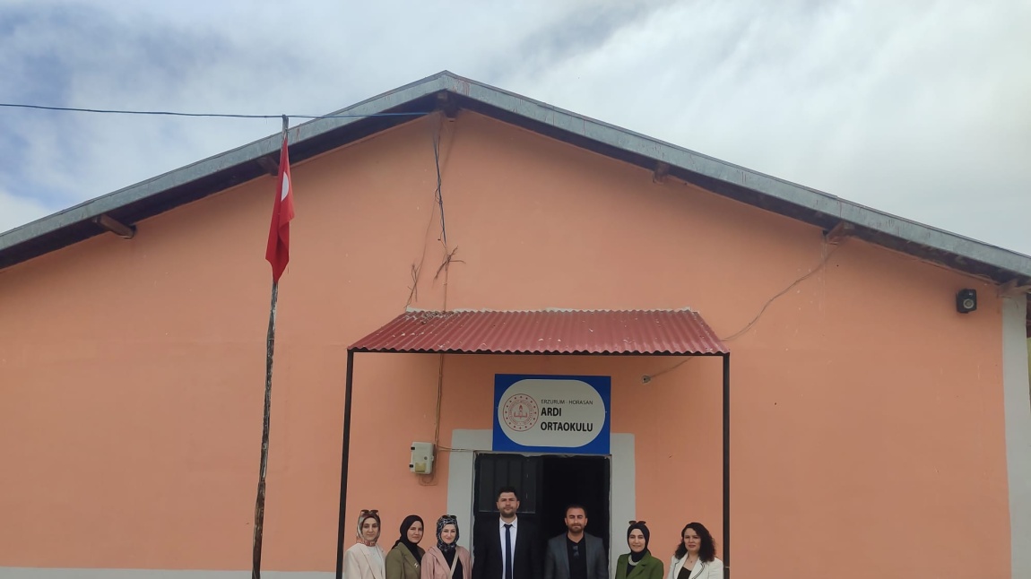 Ardı Köyü Ortaokulu ERZURUM HORASAN