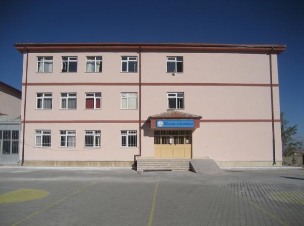 Helvadere Atatürk Ortaokulu AKSARAY MERKEZ