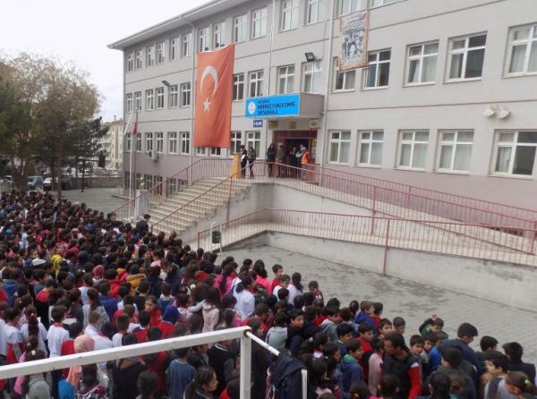 Kırşehir Merkez Yunus Emre Ortaokulu KIRŞEHİR MERKEZ