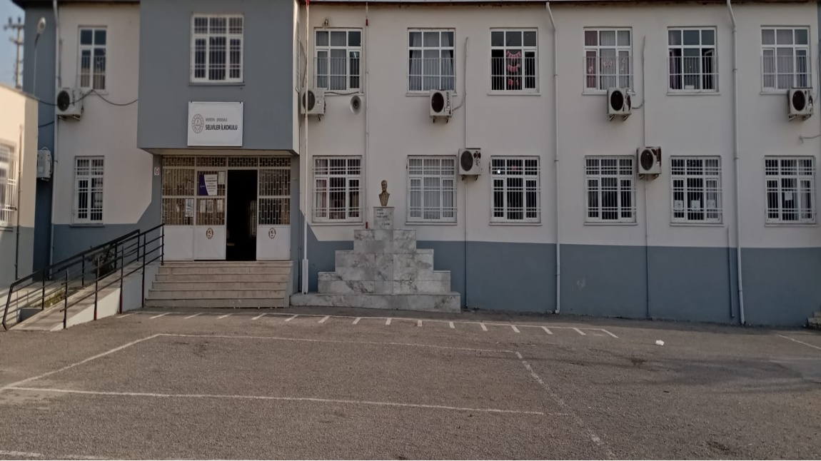 Selviler Ortaokulu MERSİN ERDEMLİ