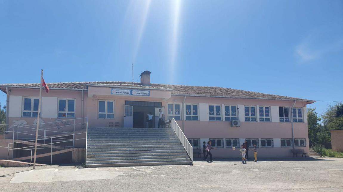 Çakır İlkokulu MARDİN KIZILTEPE