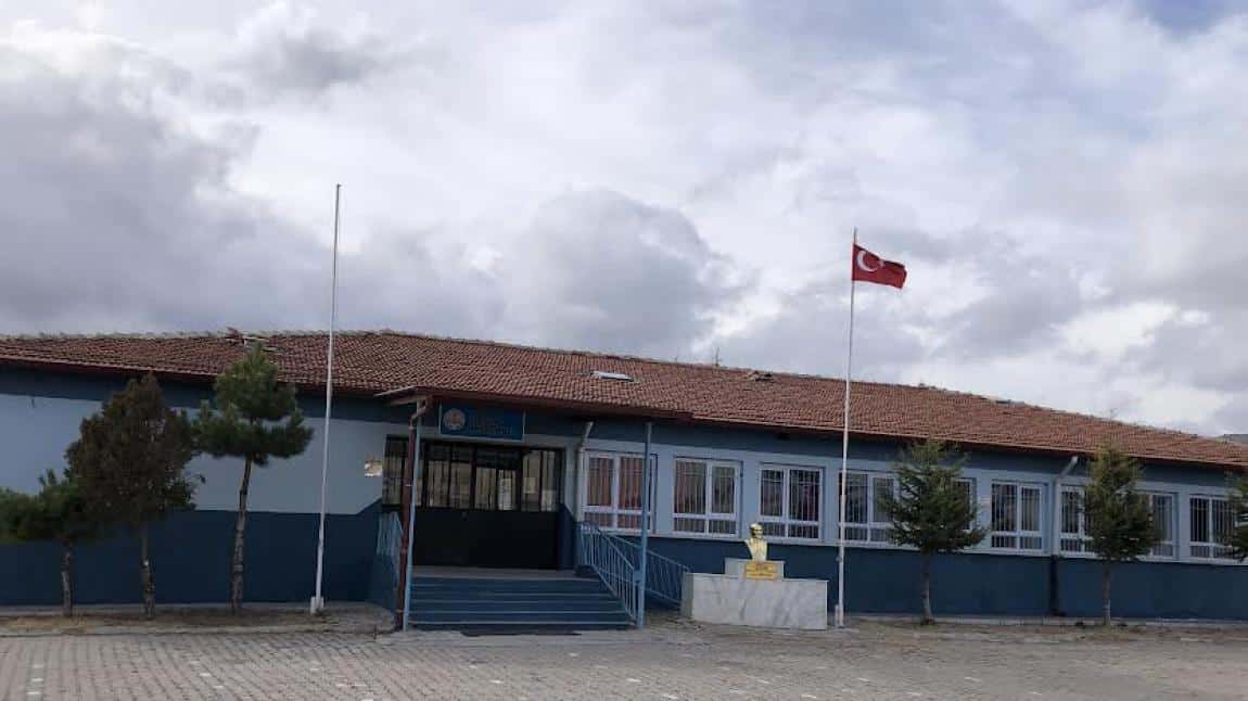 Yıprak Ortaokulu AFYONKARAHİSAR DİNAR