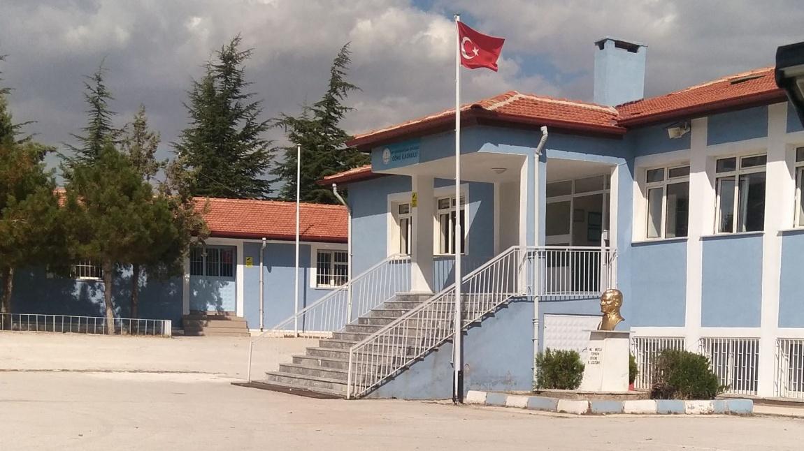 Gömü İlkokulu AFYONKARAHİSAR EMİRDAĞ