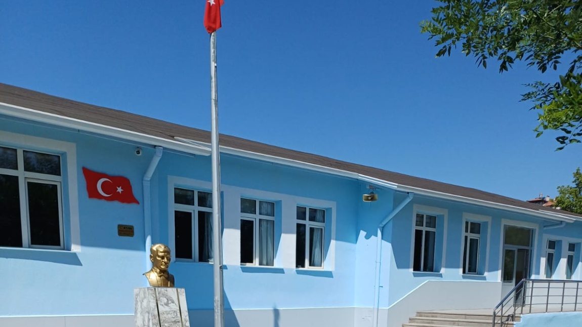 Gülşehir Atatürk İlkokulu NEVŞEHİR GÜLŞEHİR