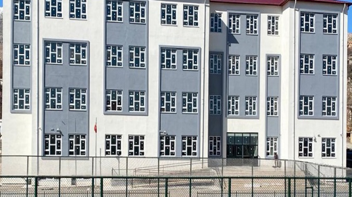 Narince İmam Hatip Ortaokulu ADIYAMAN KAHTA