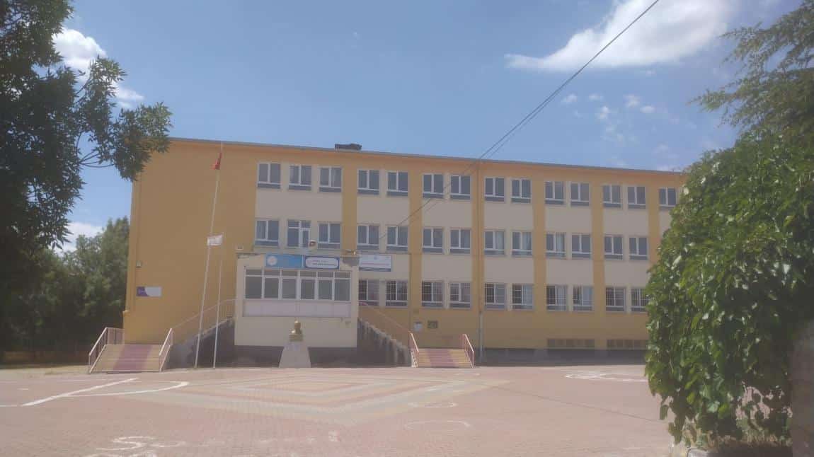 Tatlarin Ortaokulu NEVŞEHİR ACIGÖL