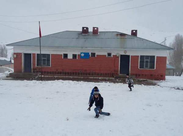 Otluca İlkokulu AĞRI TUTAK