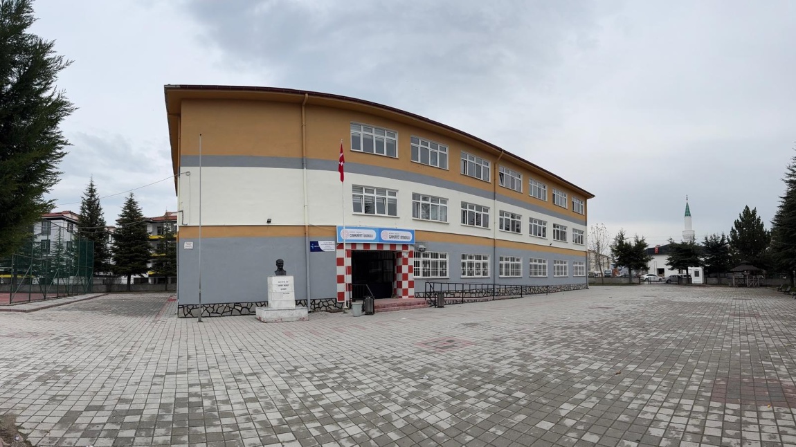 Cumhuriyet İlkokulu KÜTAHYA TAVŞANLI