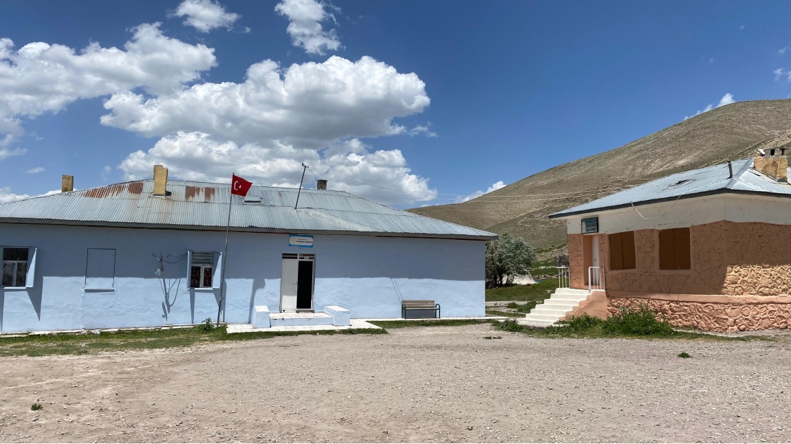 Yalınsaz İlkokulu AĞRI DOĞUBAYAZIT