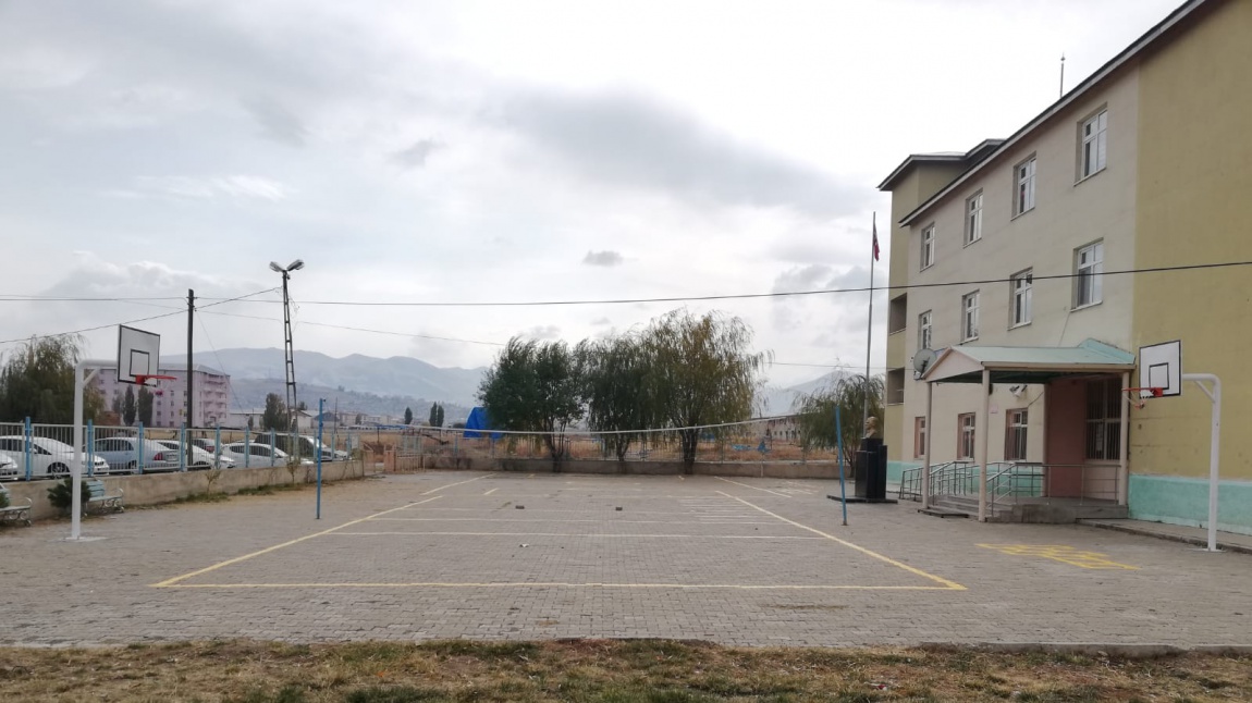 İbrahim Hakkı Ortaokulu ERZURUM YAKUTİYE