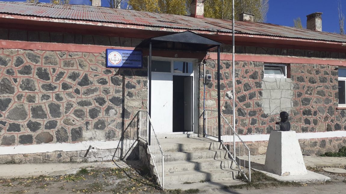 Akdağ Reşit Karabacak İlkokulu ERZURUM YAKUTİYE