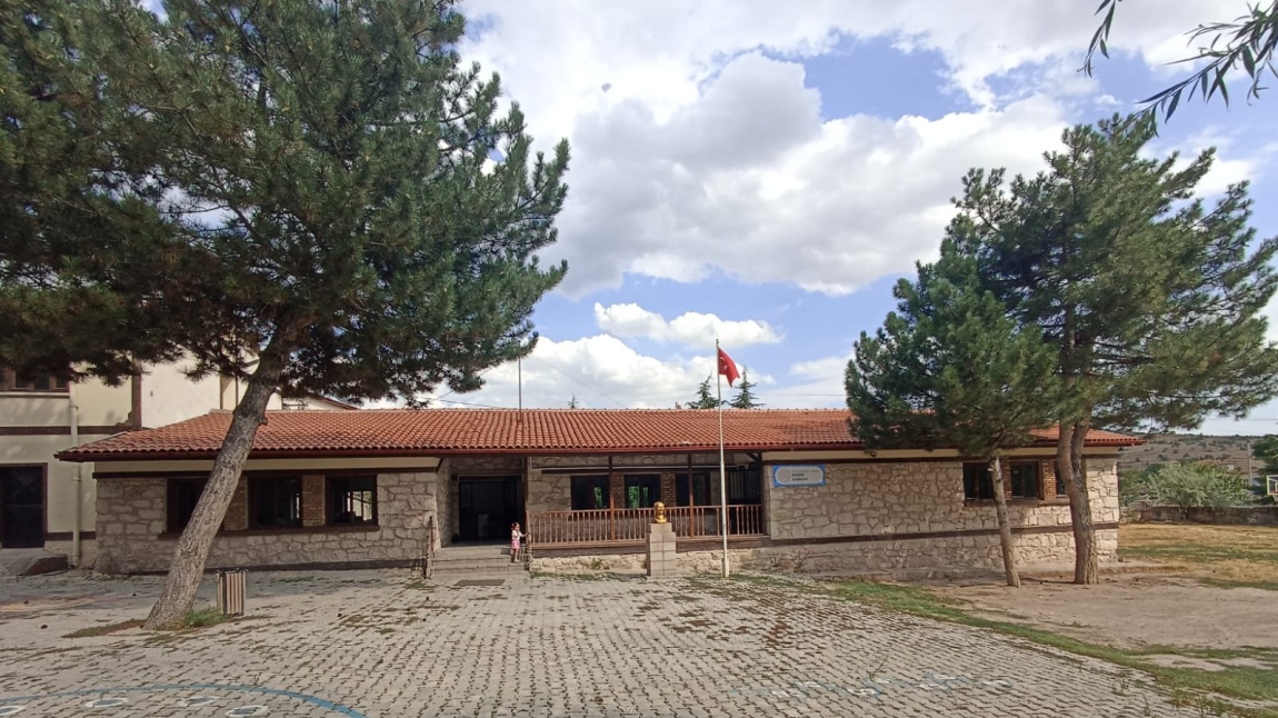 Ayazini İlkokulu AFYONKARAHİSAR İHSANİYE