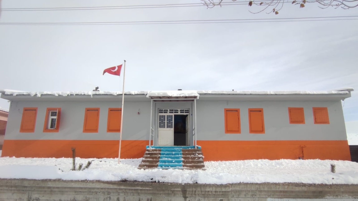 Erence Ortaokulu ERZURUM HINIS