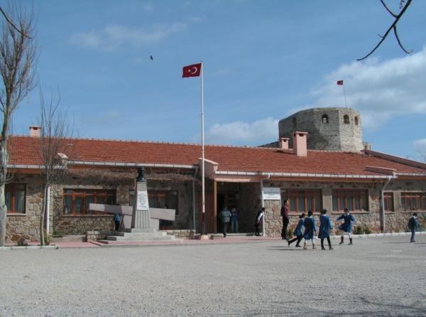 İstiklal İlkokulu ÇANAKKALE BOZCAADA