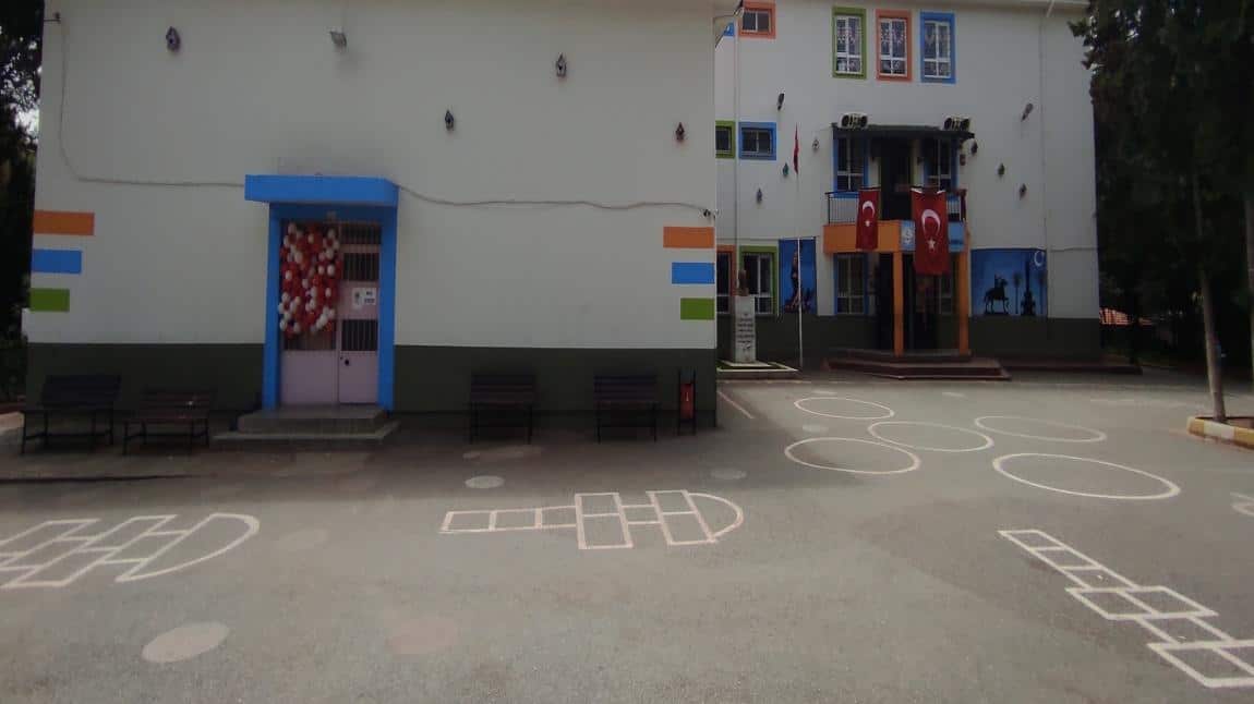 Ahmet Kutsi Tecer İlkokulu İZMİR BUCA
