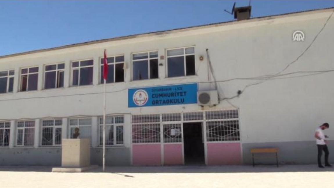 Cumhuriyet Ortaokulu DİYARBAKIR LİCE