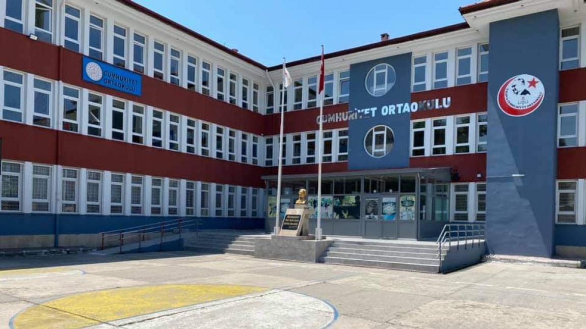 Cumhuriyet Ortaokulu YALOVA MERKEZ