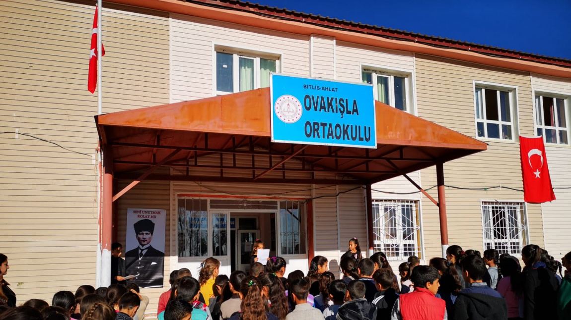Ovakışla Ortaokulu BİTLİS AHLAT