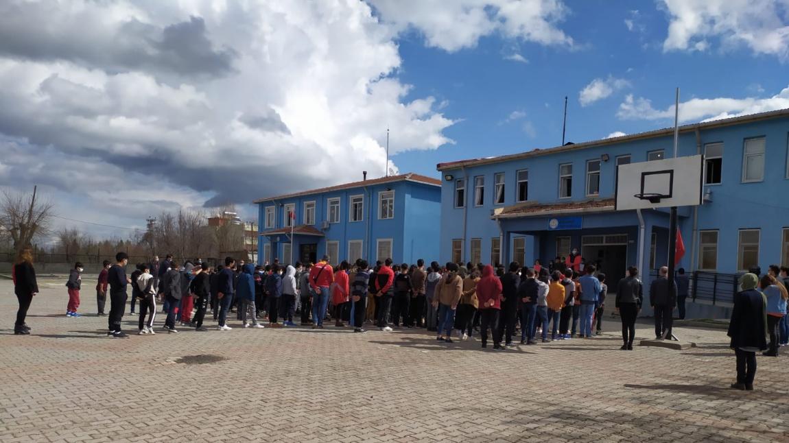 Bıçakçı Ortaokulu BATMAN MERKEZ