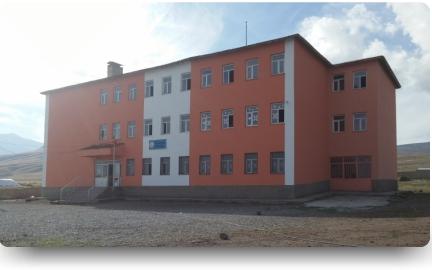 Taş Harman Köyü Şehit Piyade Er Erin Kaya İlkokulu BİTLİS AHLAT