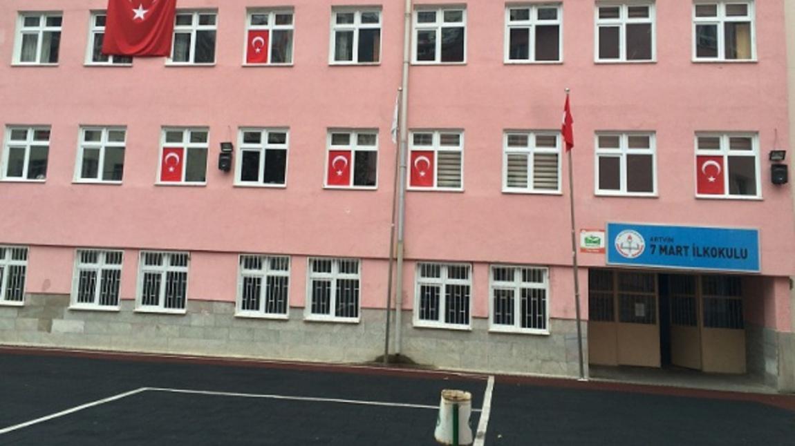 7 Mart İlkokulu ARTVİN MERKEZ
