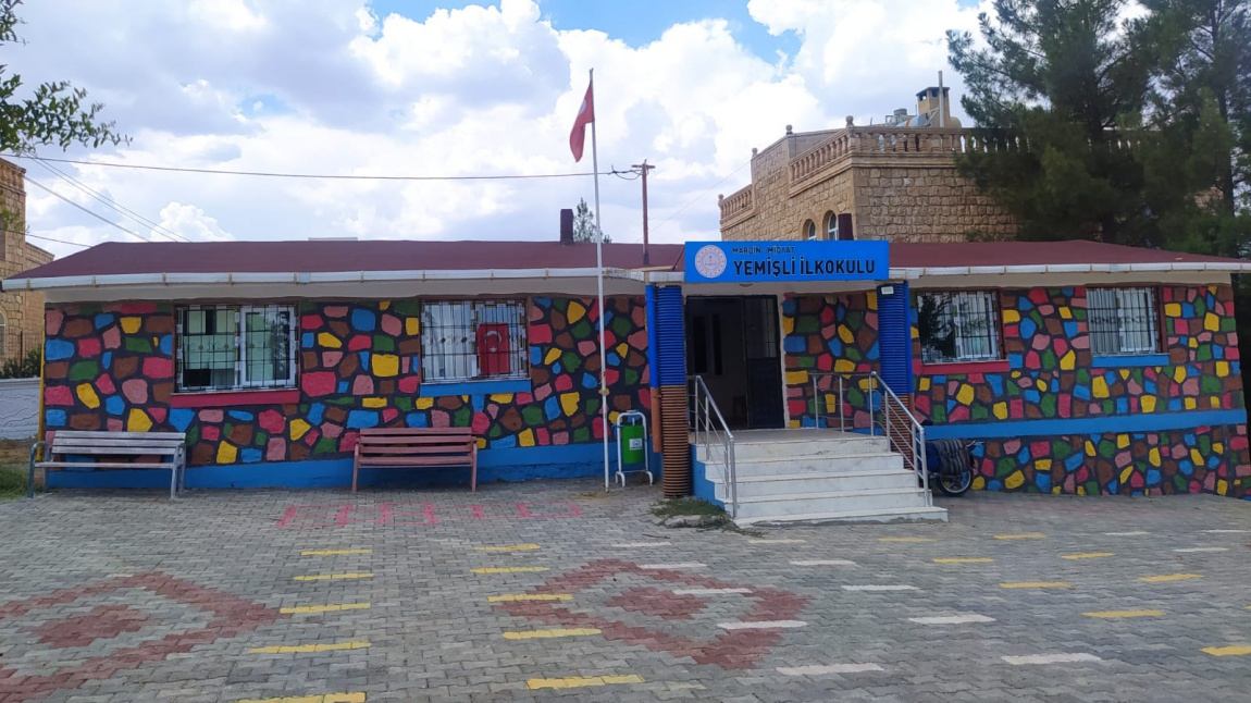 Yemişli Şehit Selahattin KÜÇÜKASLAN İlkokulu MARDİN MİDYAT