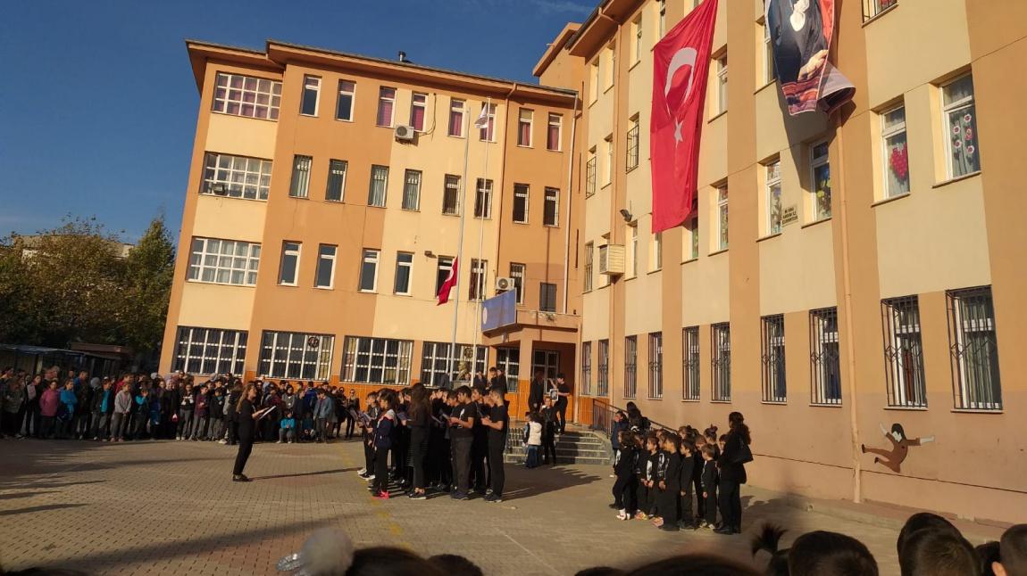 Şehit Mehmet Güngör Ortaokulu BURSA GEMLİK