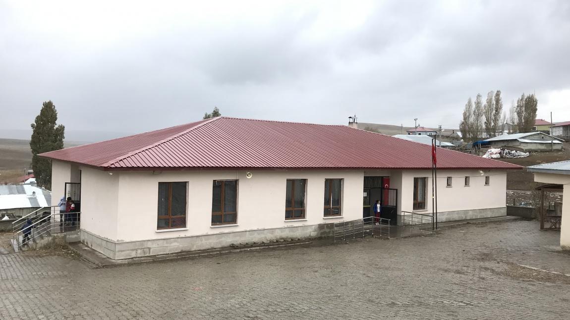 Güzeldere Ortaokulu ERZURUM TEKMAN