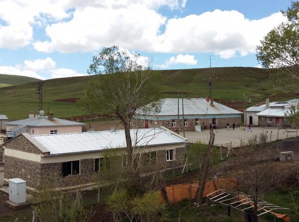 Taşkesen Şehit Nurullah Saraç İlkokulu ERZURUM TEKMAN