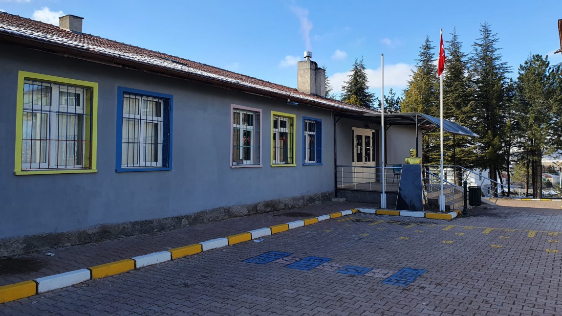 Mahzemin İlkokulu KAYSERİ KOCASİNAN