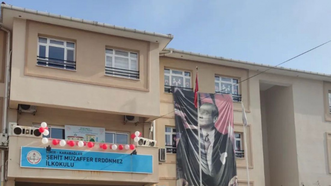 Şehit Muzaffer Erdönmez İlkokulu İZMİR KARABAĞLAR