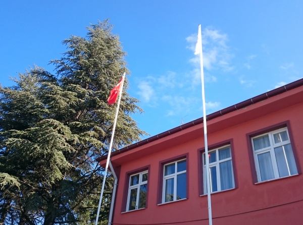 Yavaşlar İlkokulu AFYONKARAHİSAR SANDIKLI