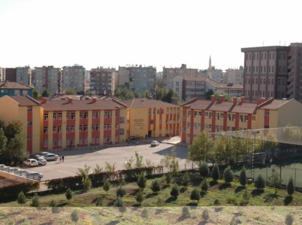 Mesut Yılmaz Ortaokulu DİYARBAKIR BAĞLAR