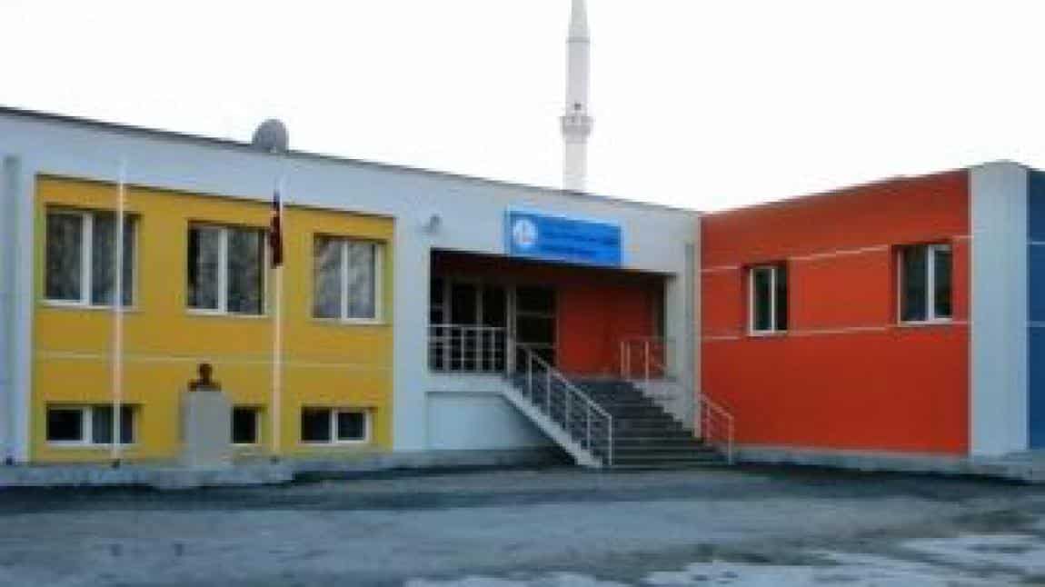 Yeşilyurt Mustafa Tümer Ortaokulu KAYSERİ MELİKGAZİ