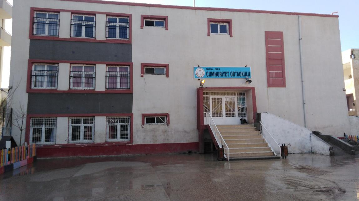 Cumhuriyet Ortaokulu MARDİN DERİK
