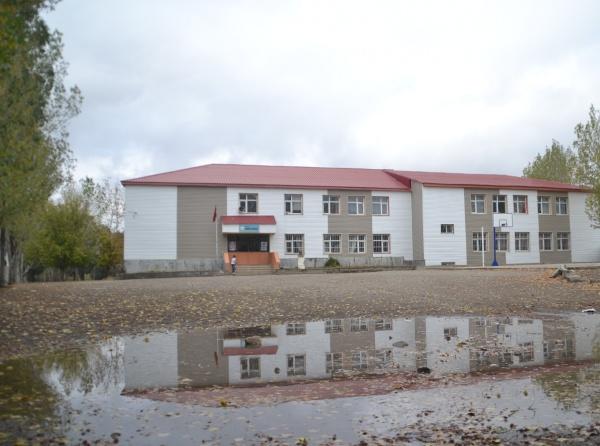 Tatvan Sarıkum Köyü Ortaokulu BİTLİS TATVAN