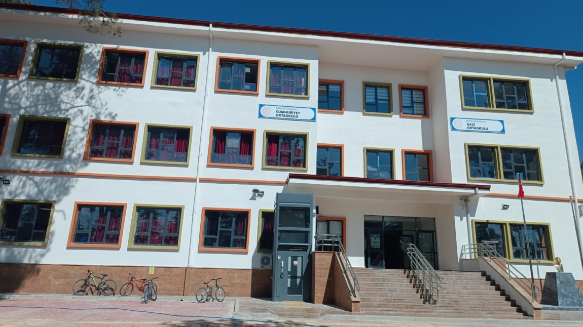 Cumhuriyet Ortaokulu BURDUR KARAMANLI