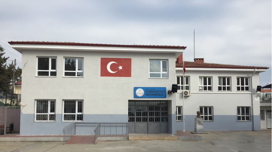 Cumhuriyet Ortaokulu HATAY ALTINÖZÜ