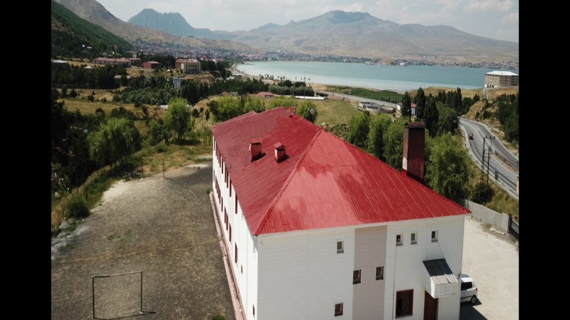 Ahmet Mücteba Albayrak İlkokulu BİTLİS TATVAN