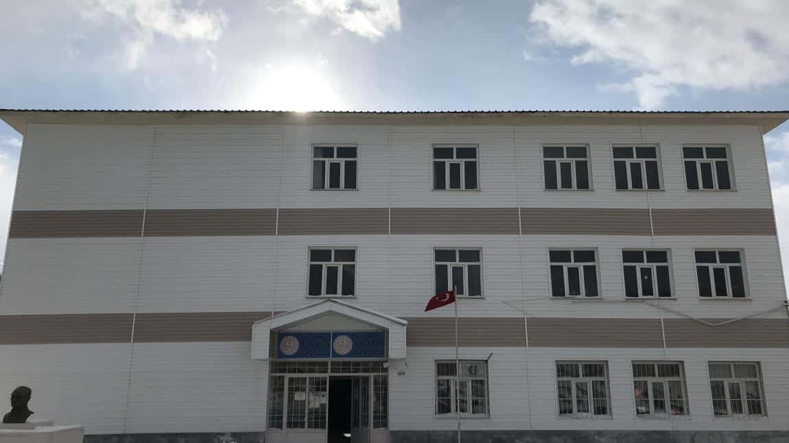 Alacabük Ortaokulu BİTLİS TATVAN