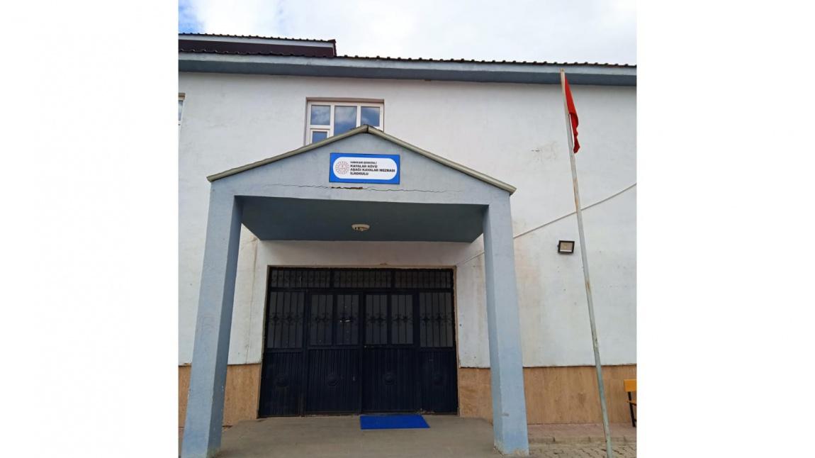 Kayalar Köyü Aşağı Kayalar Mezrası İlkokulu HAKKARİ ŞEMDİNLİ