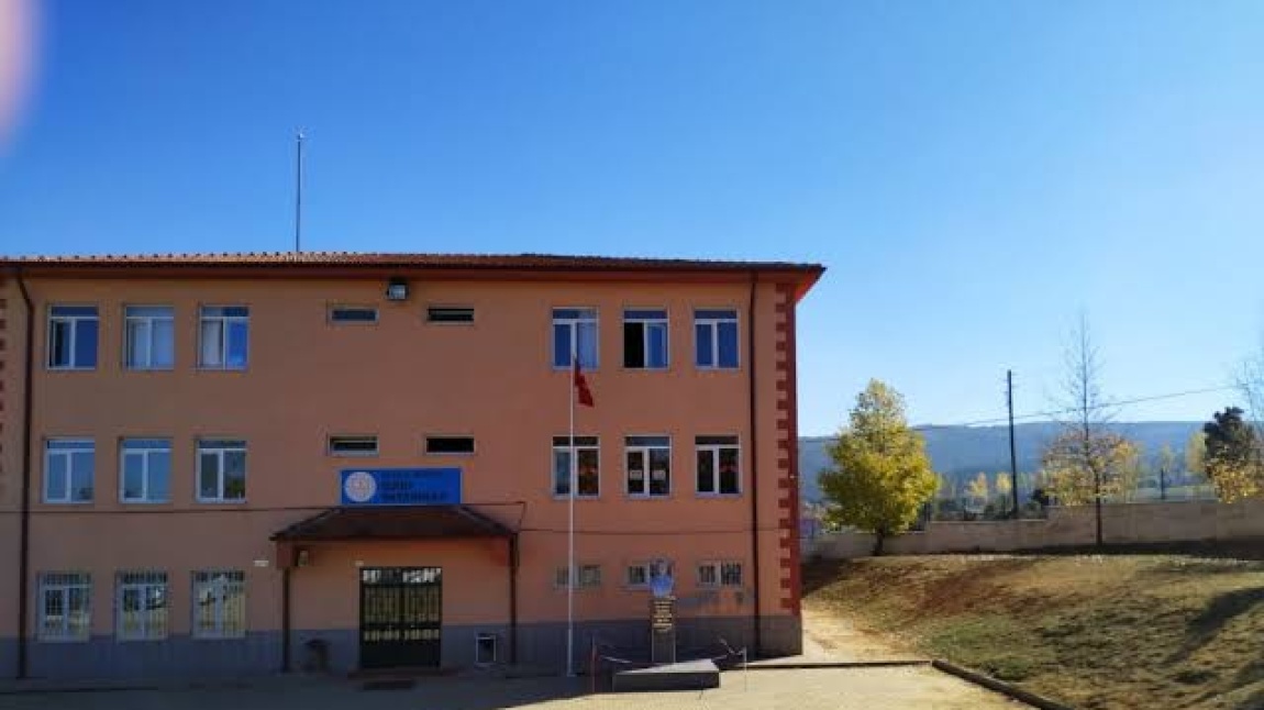 İçköy Ortaokulu BİLECİK BOZÜYÜK