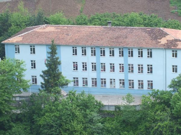 Merkez Ortaokulu TRABZON KÖPRÜBAŞI