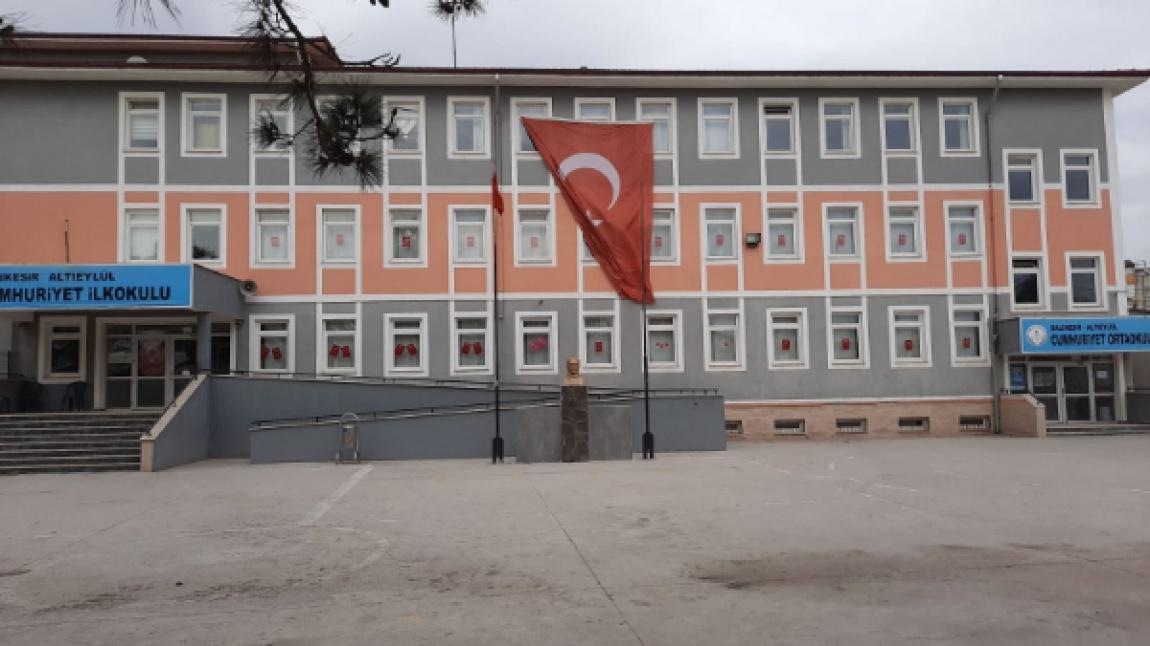 Cumhuriyet İlkokulu BALIKESİR ALTIEYLÜL