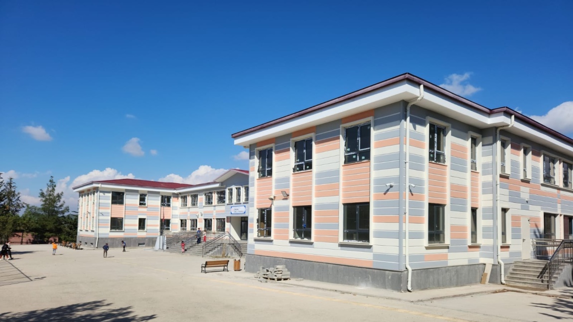 Çınarlı Ortaokulu KAHRAMANMARAŞ DULKADİROĞLU