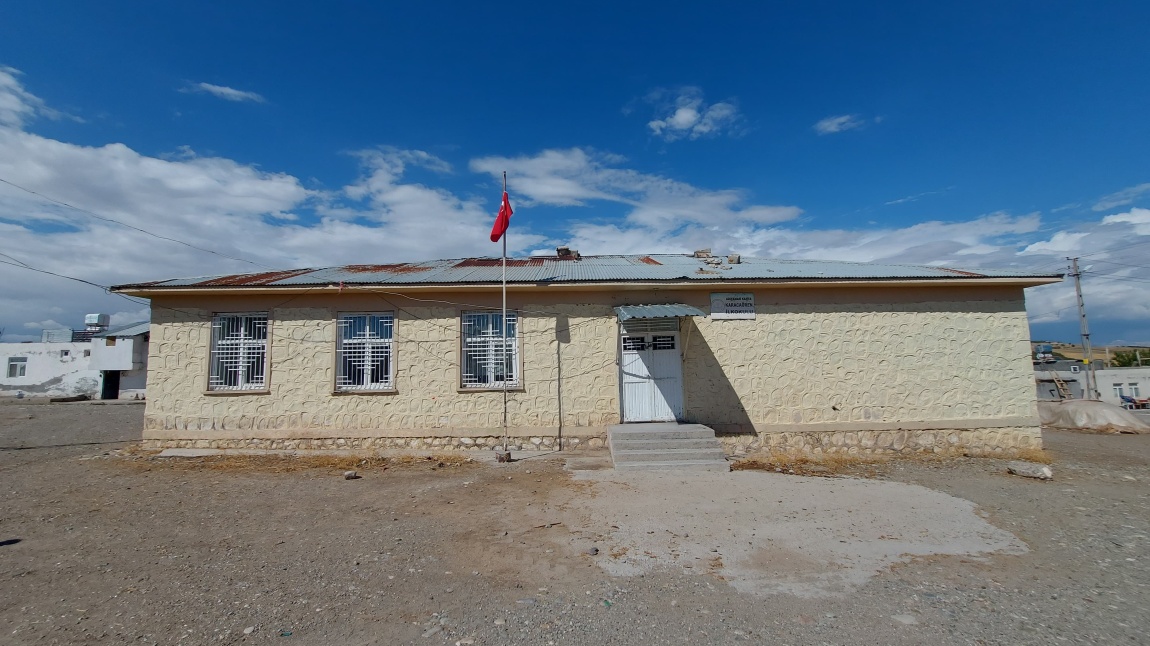 Karacaveren İlkokulu ADIYAMAN KAHTA