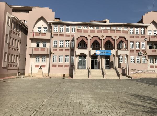 TOKİ Mehmet Akif Ersoy Ortaokulu İZMİR TORBALI