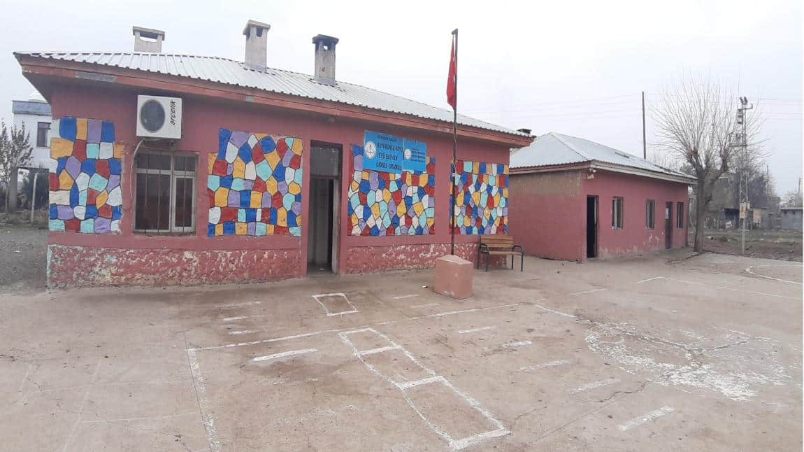 Buyuransu Veysi Bayhan İlkokulu DİYARBAKIR BAĞLAR