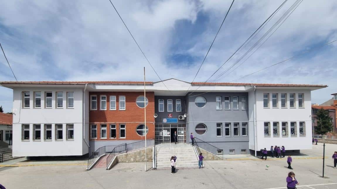 Gazi Mustafa Kemal İlkokulu UŞAK MERKEZ